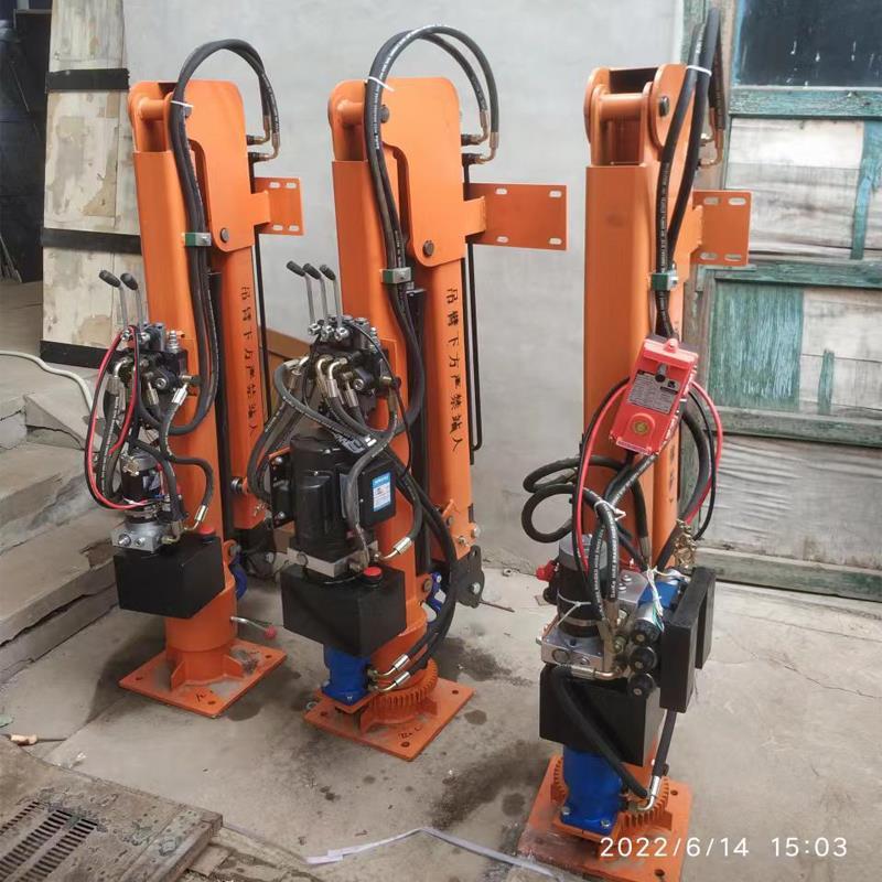 皇姑区重汽蓝牌随车吊 3.2吨 国六动力强 液压驱动 农用自卸起重机